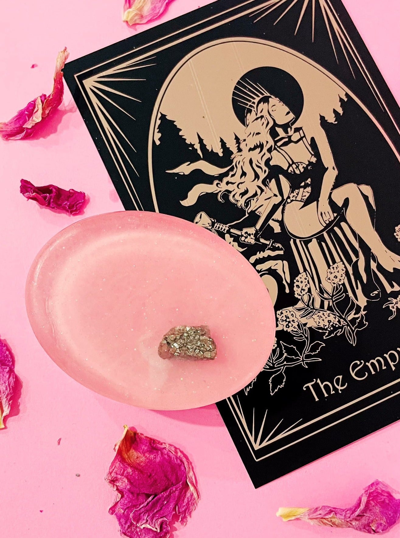 Jabón espiritual infundido con cristales para la abundancia y la creatividad - La Emperatriz